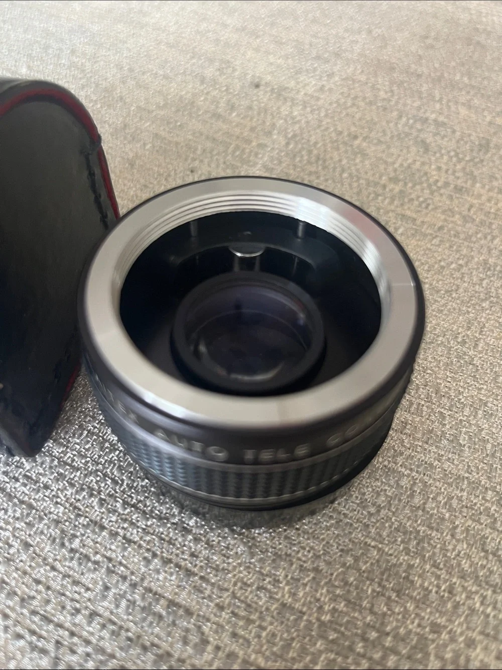 Saitex Auto Tele Converter 2x with Protective Case